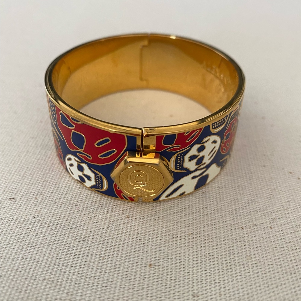 Alexander McQueen enamel skull bracelet JULY 4th - Picture 4 of 6